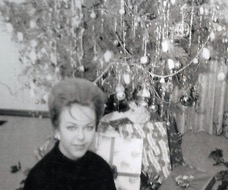dorthy1961xmas2.jpg